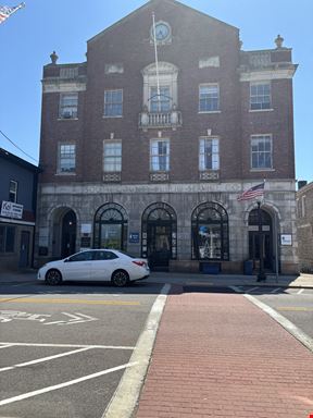 53 High St