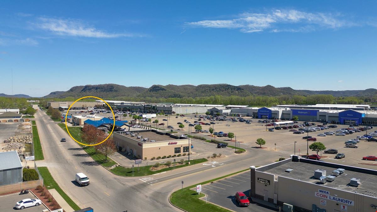 1035 Frontenac Dr - Winona Retail Center For Sale