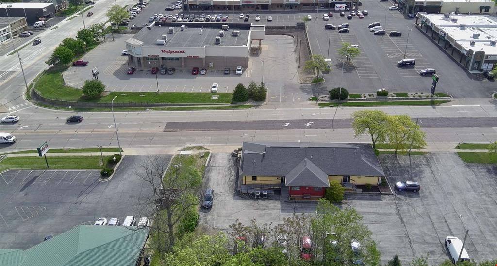 4809 Sheridan Rd