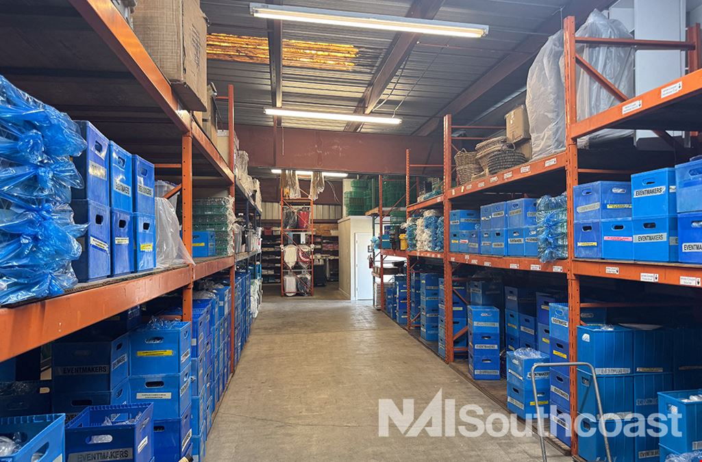 ±10,872 SF Warehouse With Office Space