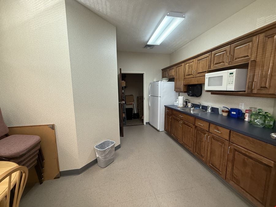 3,000 SF 2nd Floor Office Along Raeford Rd