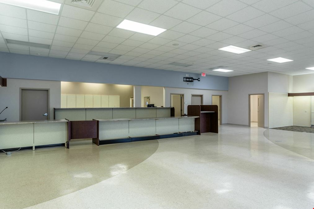 OFFICE CONDO AVAILABLE IN MYERS CORNER OFFICE COMPLEX