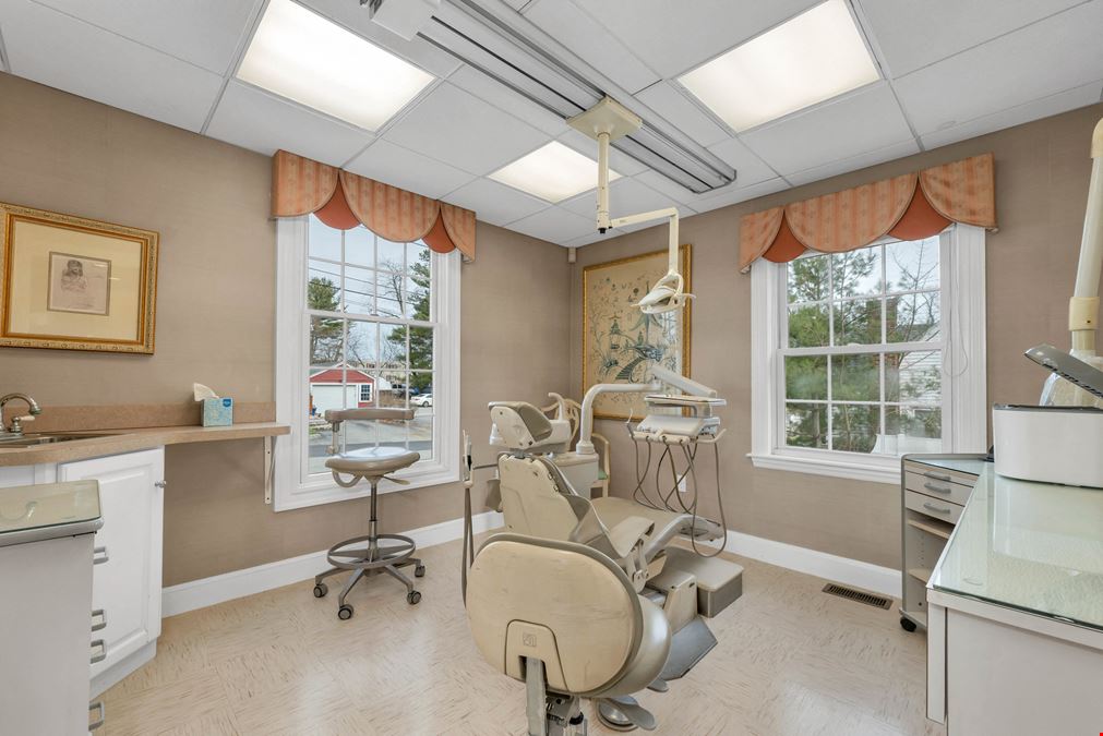 Chelmsford MA Mixed Use Owner/User Opportunity