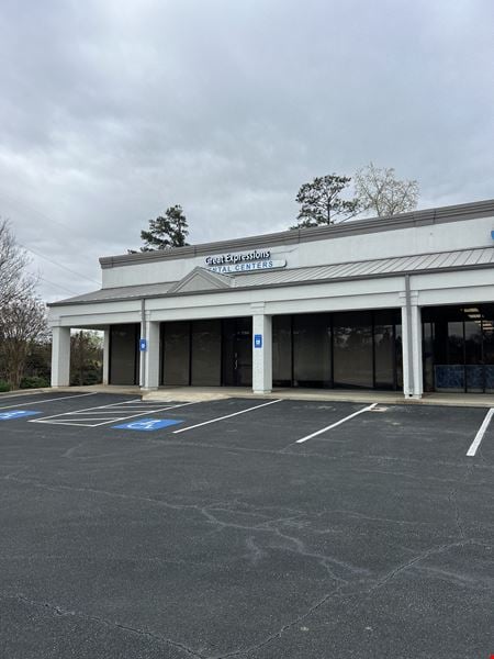 Preview of Retail space for Rent at 7760 Spalding Dr