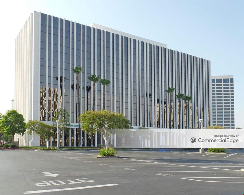 Newport Center Medical Plaza - 360 San Miguel Drive