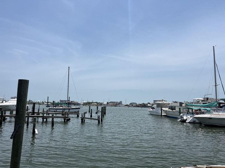 Marina on Main St.