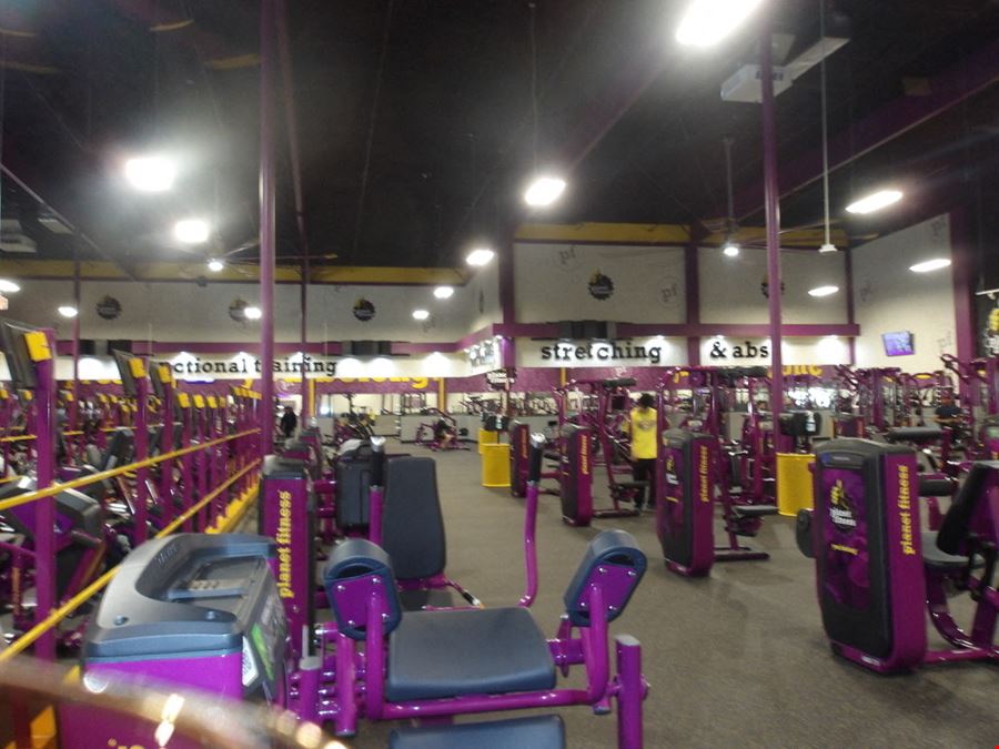 Planet Fitness Plaza