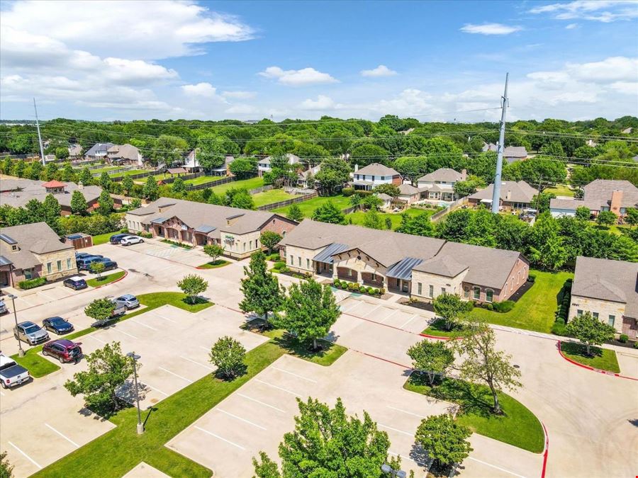 4821-4851 Merlot Ave 