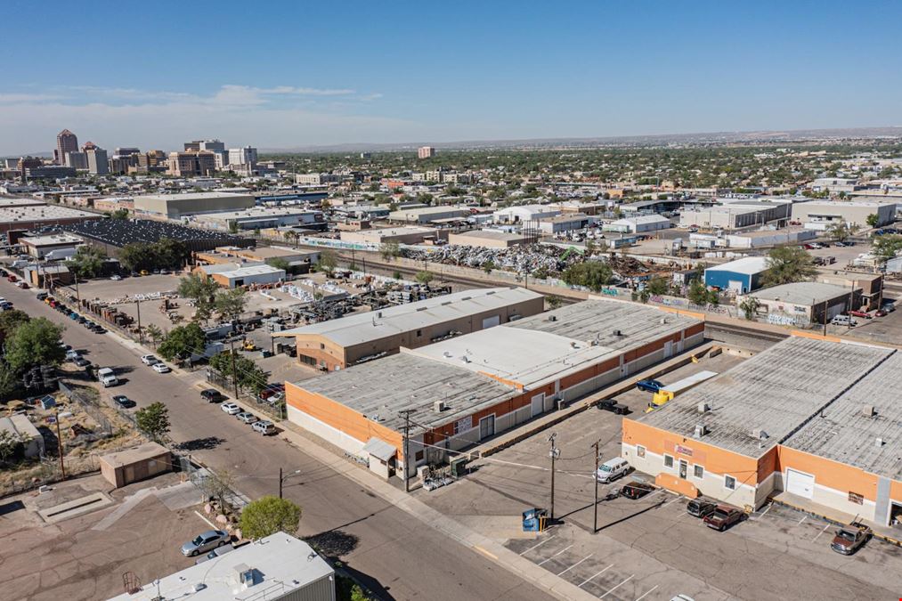 MULTI-TENANT INDUSTRIAL WITH HEAVY POWER, DOCK SPACE, & ROLL-UP DOORS