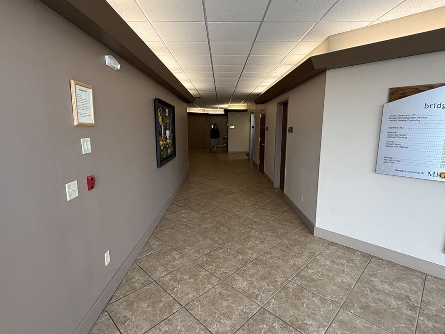 868 SF Corner Office Suite