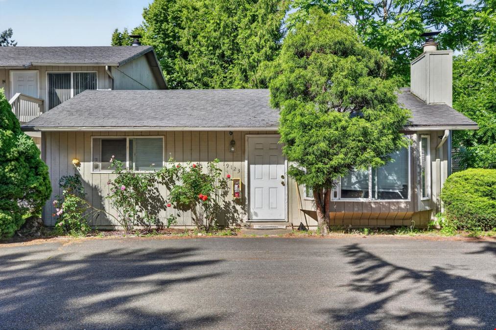 Eastwood Estates - 19109-19123 SE Yamhill St