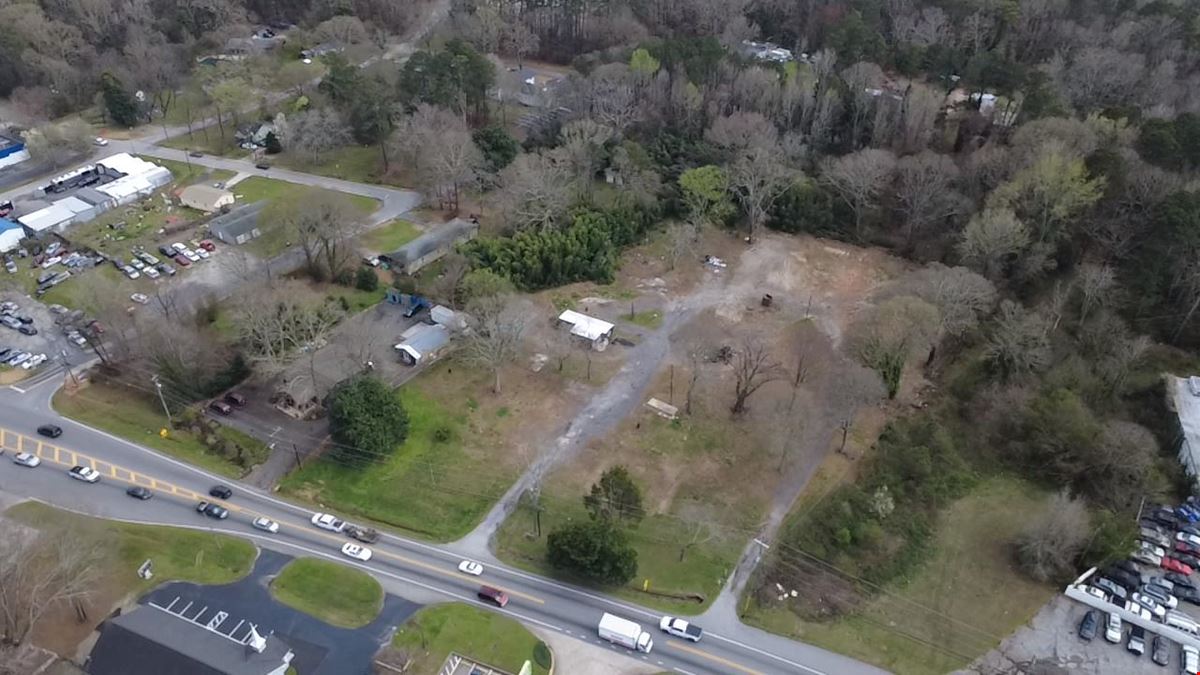 10235 Veterans Memorial Hwy Lithis Springs, GA 30144