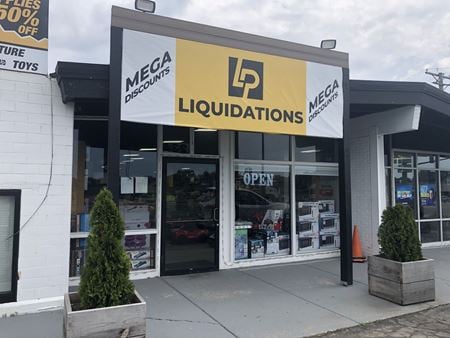 Preview of Retail space for Rent at 923 North Lake Street