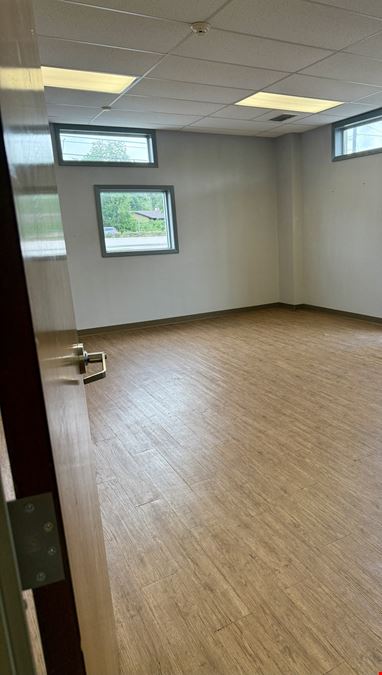 1420 W SW Loop 323
