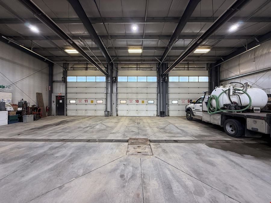 8164 Edgar Industrial Close