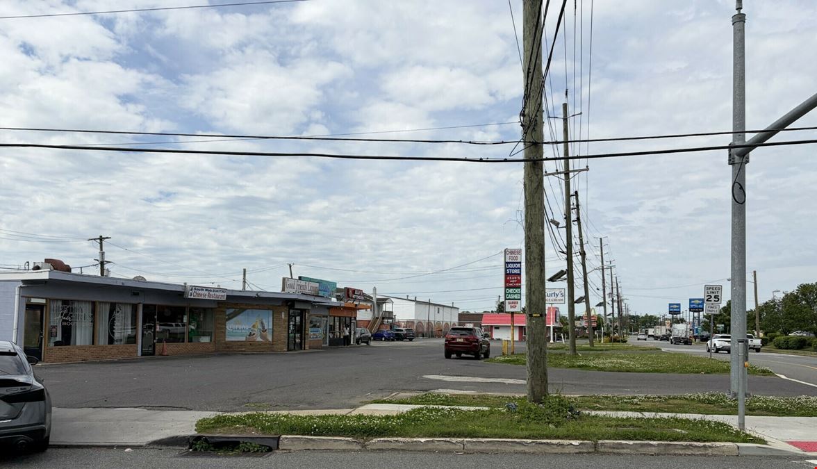 Retail Fast Food Establishment For Sale or Lease