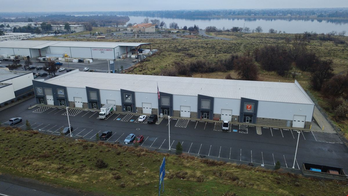 Fowler Retail/Flex Complex
