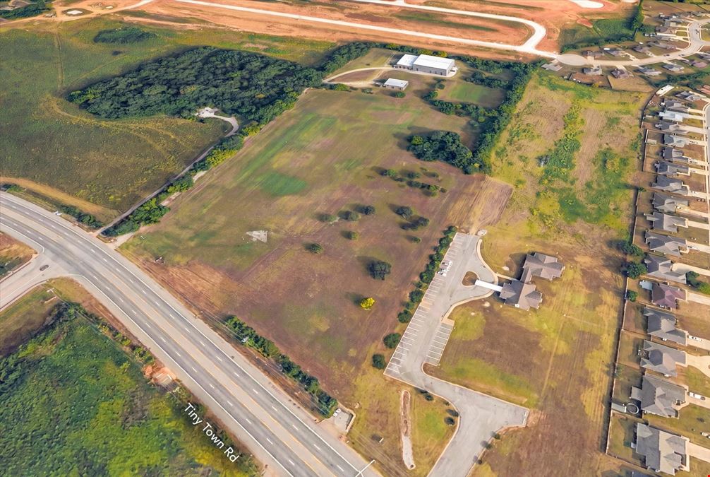 1231 Tiny Town Rd