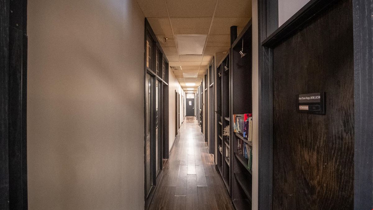 The 300 1st Historic Suites