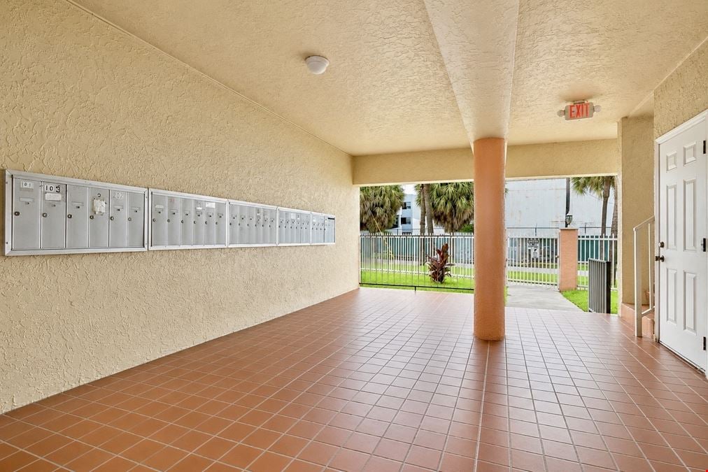 2400 NW 16th St Rd