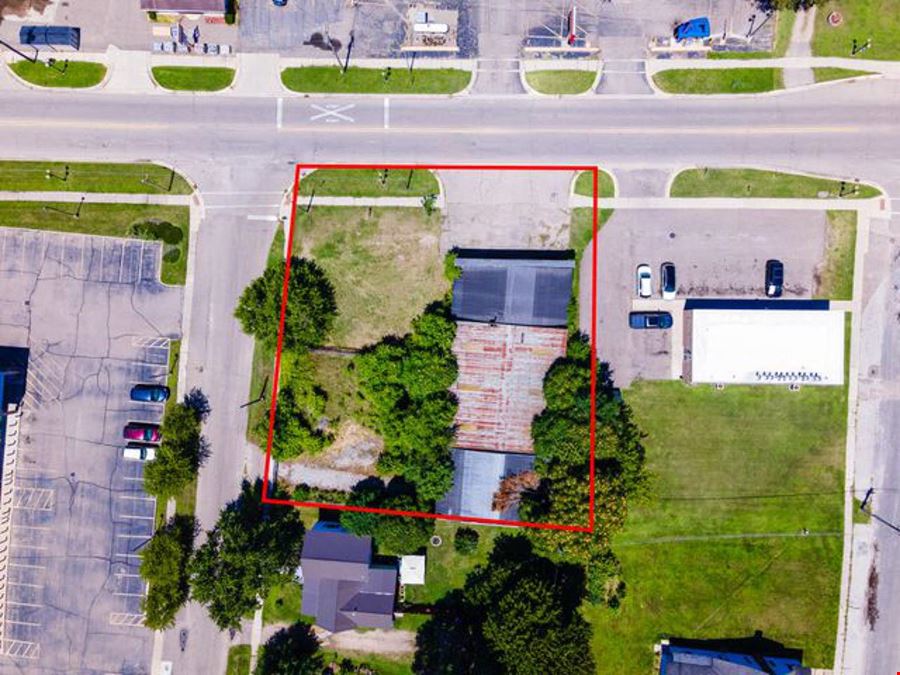 210 W Main St