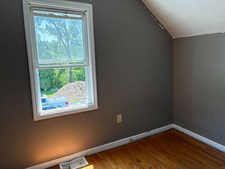 1285 Route 9W