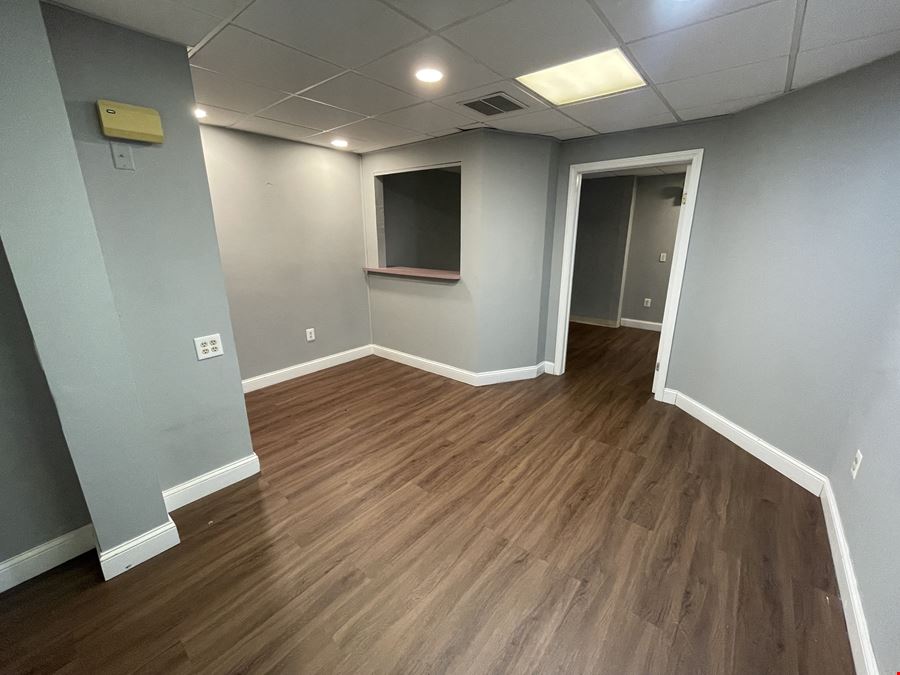 609 Farmington Ave