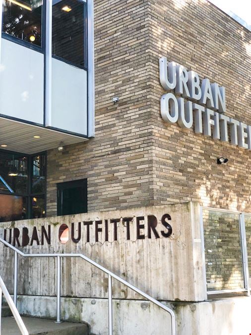 Urban Plaza