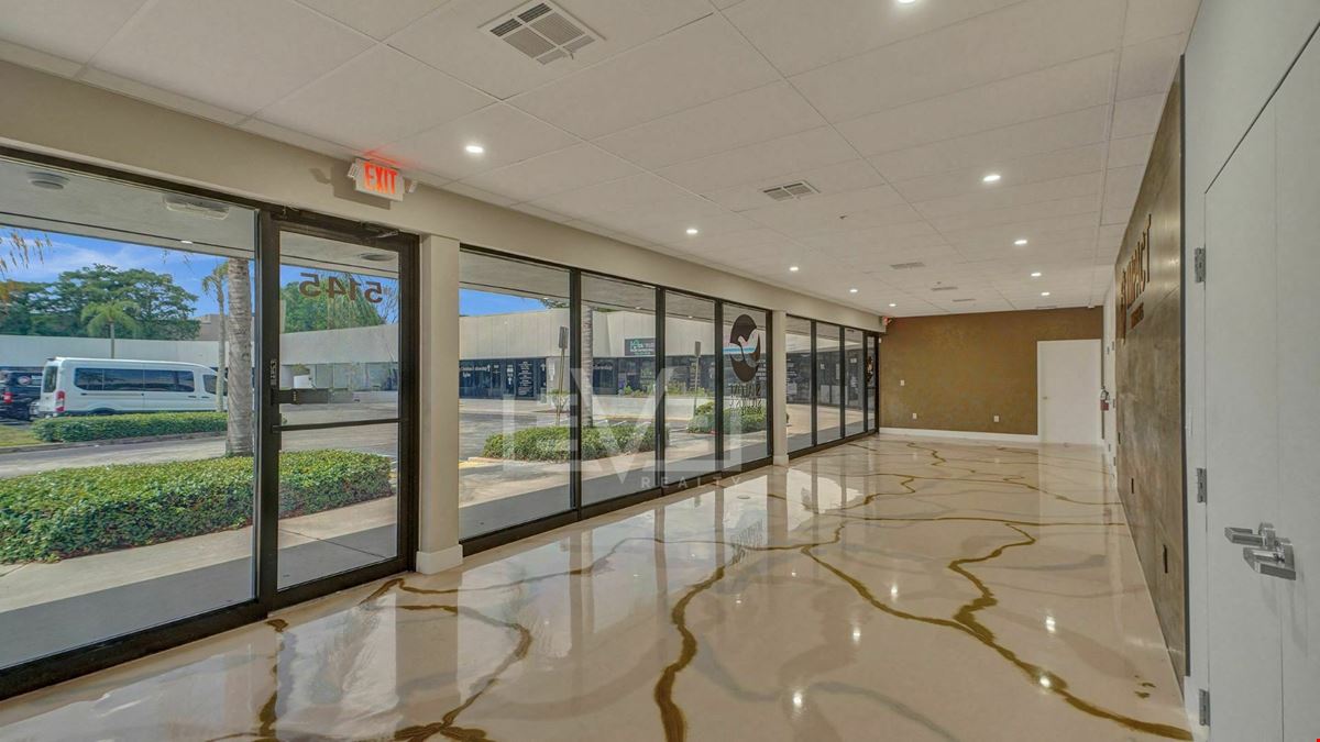 University Corner Unit - Retail