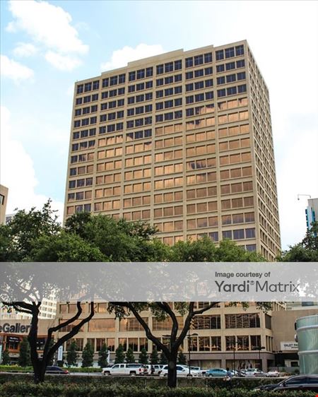 Preview of Office space for Rent at 5051 Westheimer Rd