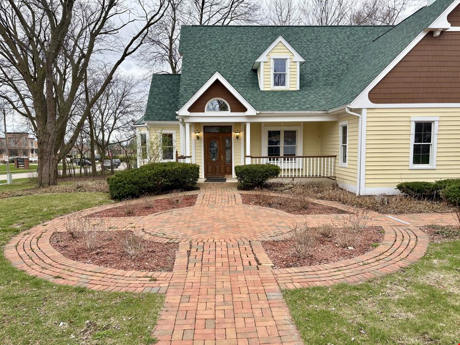W62N225 Washington Ave