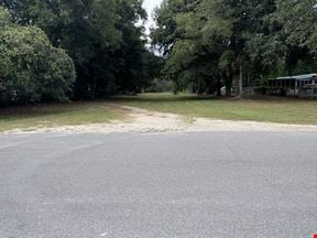 South Pinewood Lane off Frisco Road