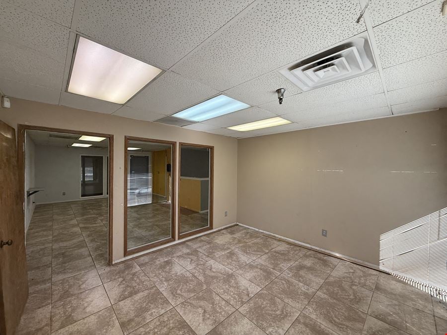 Professional Office Spaces Near Figarden Loop