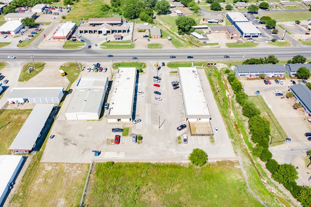 511 N Hewitt Dr