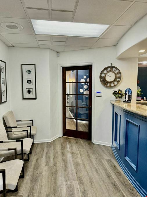 Alta Vista Professional | Occupied Dental Office