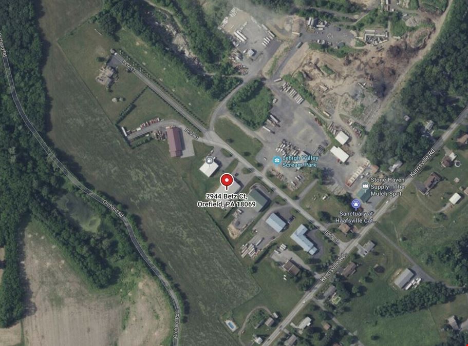 11,200 SF Distribution Warehouse For Sale