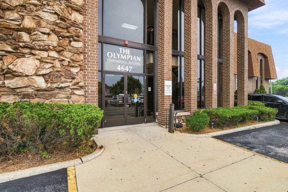 4647 W 103rd St, Unit 2B-2F, Oak Lawn, IL