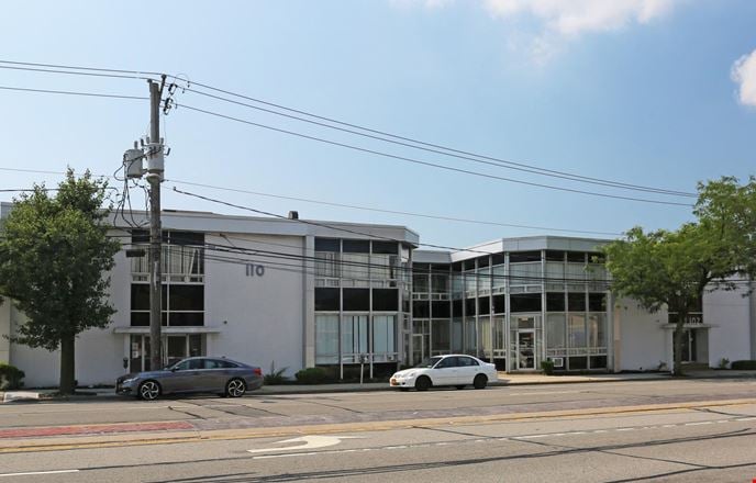 Preview of Office space for Rent at 102 Jericho Turnpike