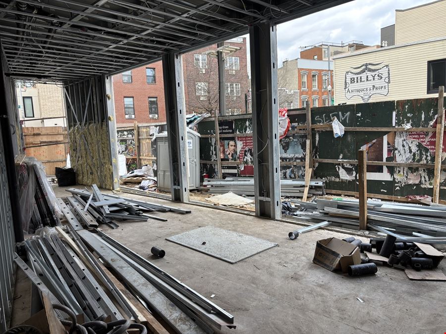 194 Greenpoint Ave