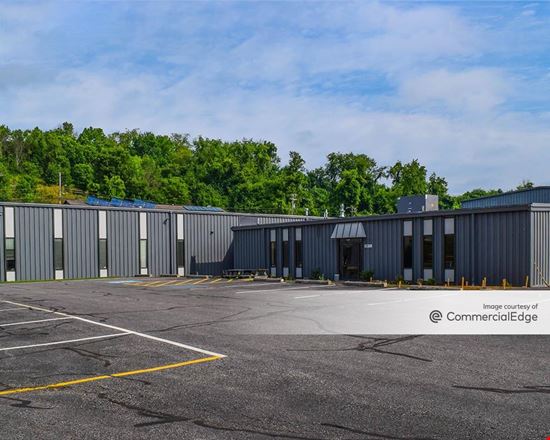 Preview of Industrial space for Rent at 1901 Mayview Road