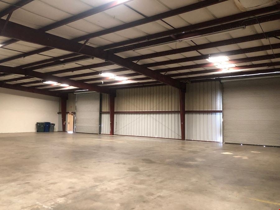 ±8,400 SF Free Standing Commercial Industrial Building