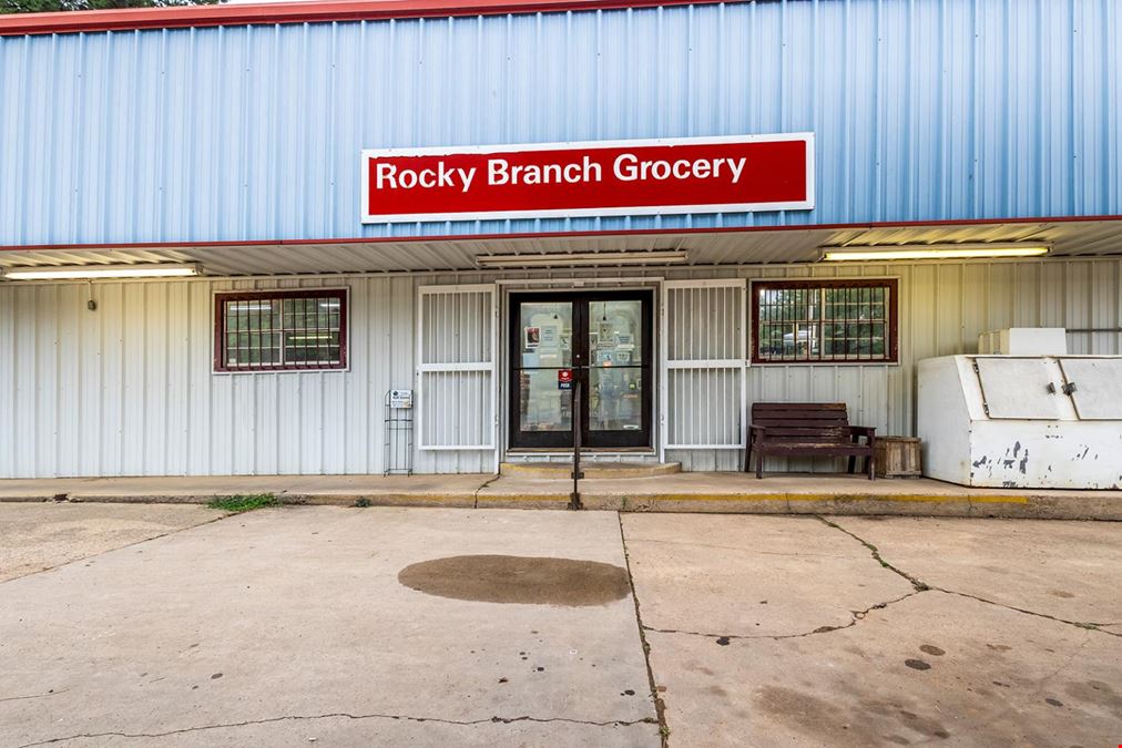 Convenience Store in Naples, TX for Sale