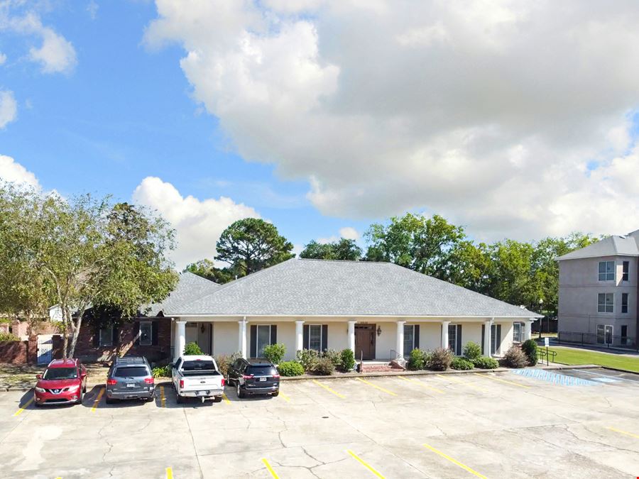 Free Standing Professional Office Building off Sherwood Forest