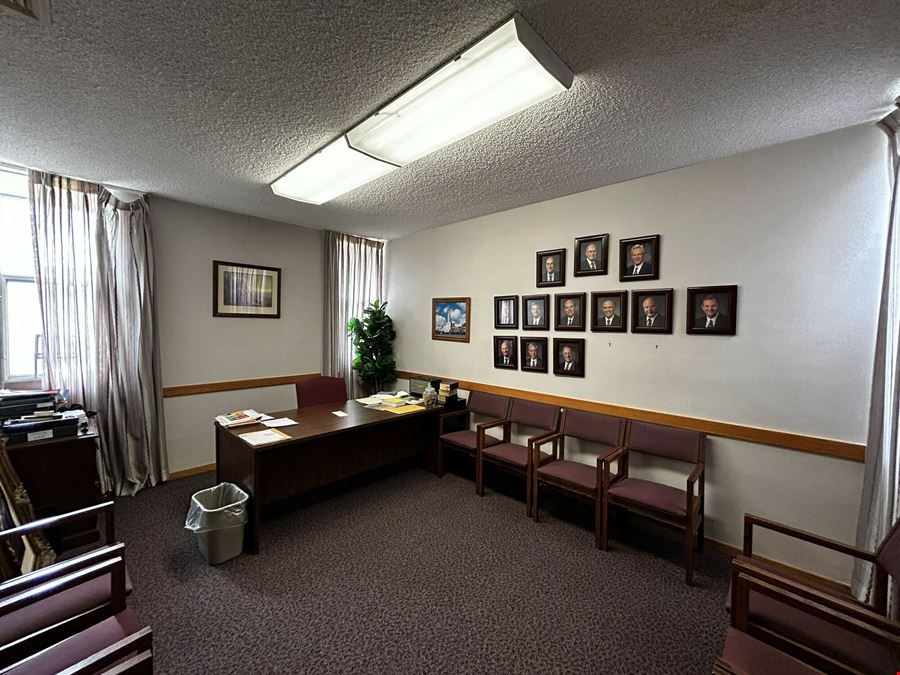 5520 Topeka Drive