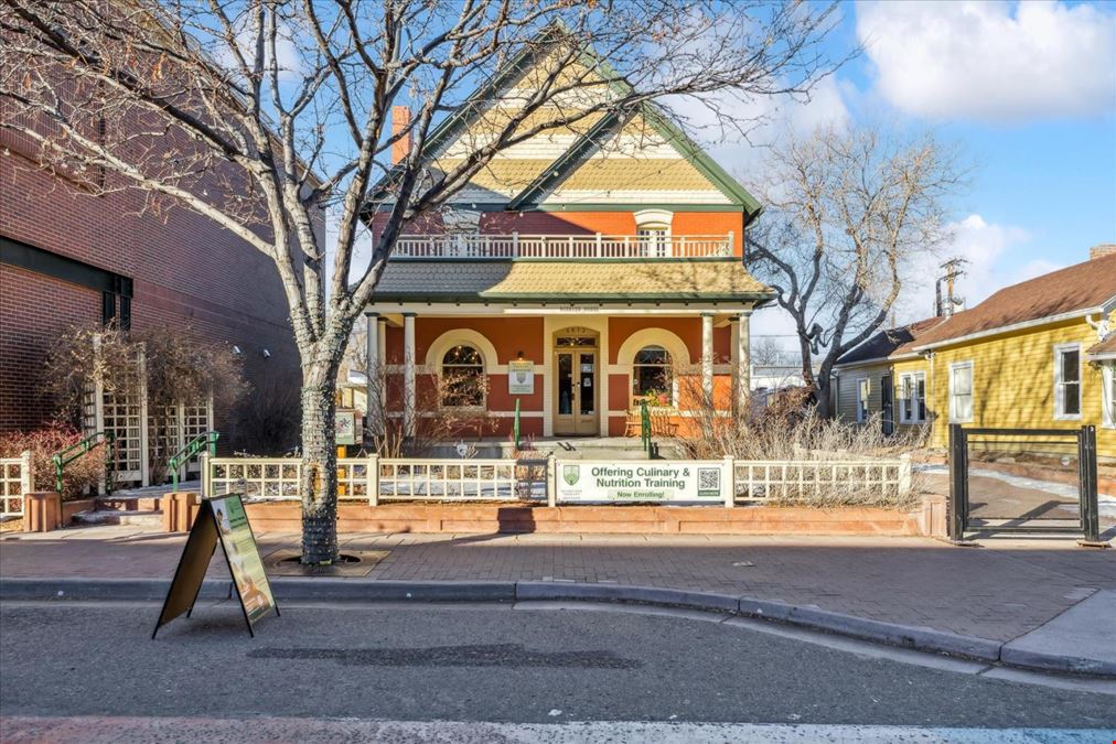 Premier Retail/Office Space in ARVADA