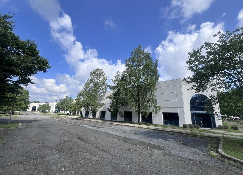 8700 - 8724 Jericho City Dr