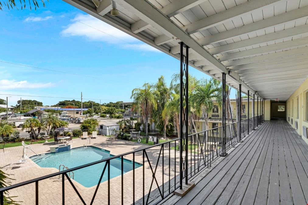 Key Largo Inn