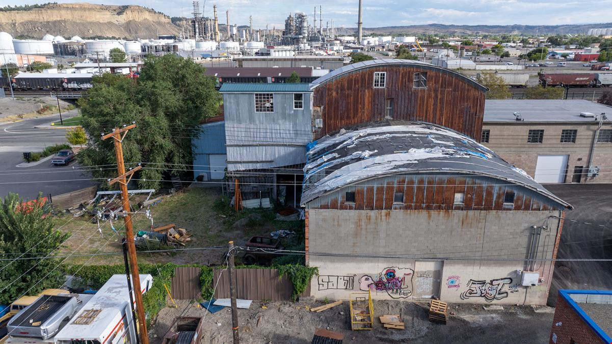 2111 Montana Ave