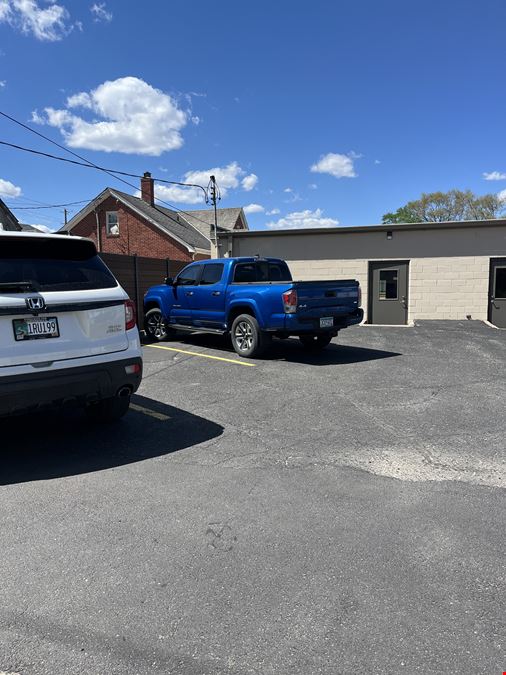 1015 S Front Street Office