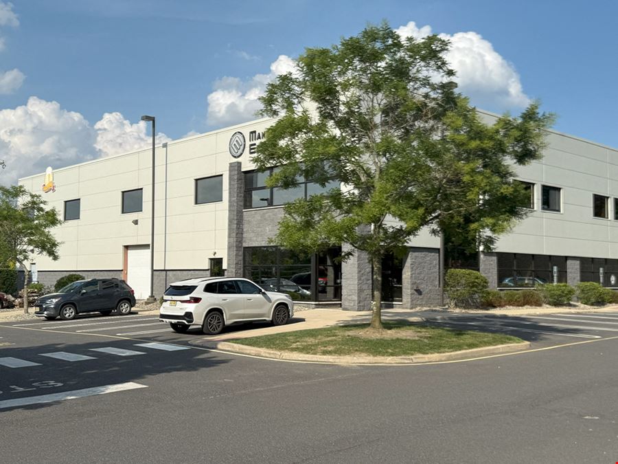 Warehouse with Office For Lease